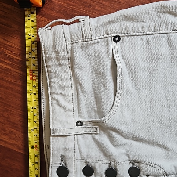 Massimo Power Stretch High Rise Denim Shorts Button Fly Raw Hem Sz 6/ 28 White - Picture 8 of 11